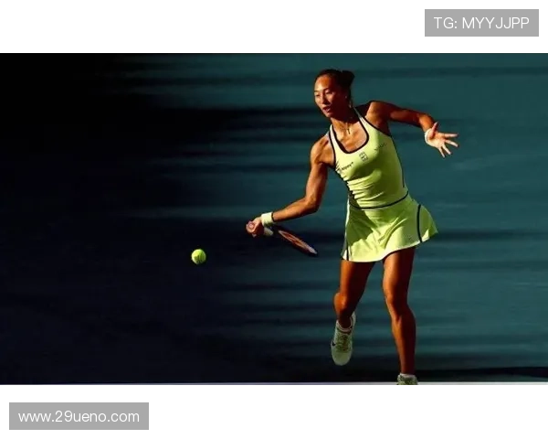 郑钦文红土首战0-6不敌前澳网冠军